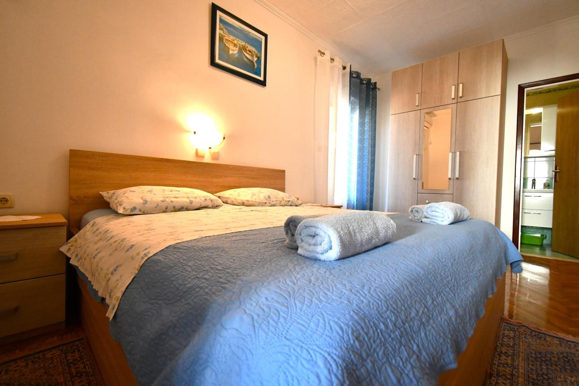 Lopar 239 Hotel Bagian luar foto